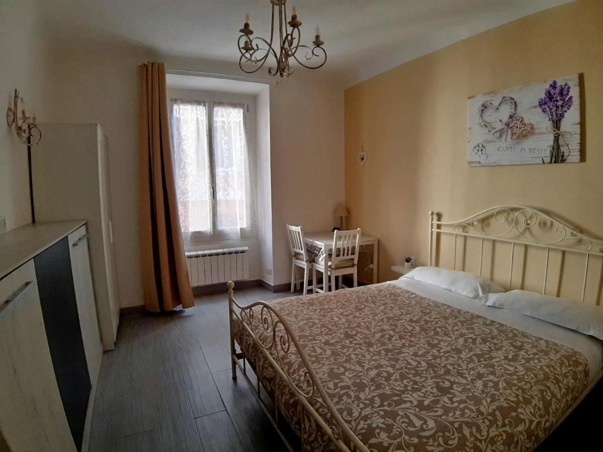 Bed and Breakfast A due passi da Genova Esterno foto