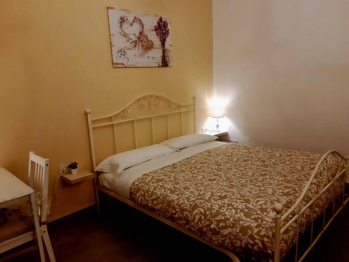 Bed and Breakfast A due passi da Genova Esterno foto
