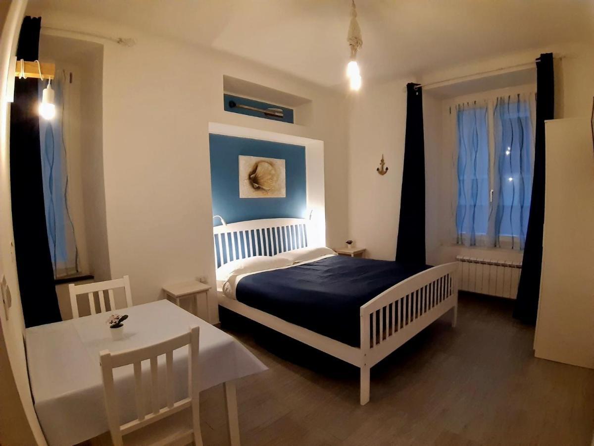Bed and Breakfast A due passi da Genova Esterno foto